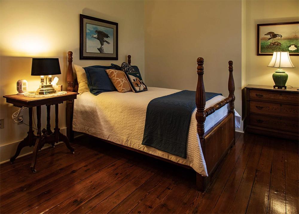 The Denny House Bed & Breakfast Paint Lick